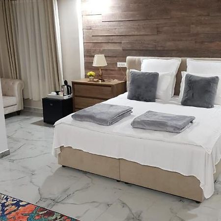Mini Pool Rooms - Ultracentral - Piscina Cu Hidromasaj Oradea Zewnętrze zdjęcie