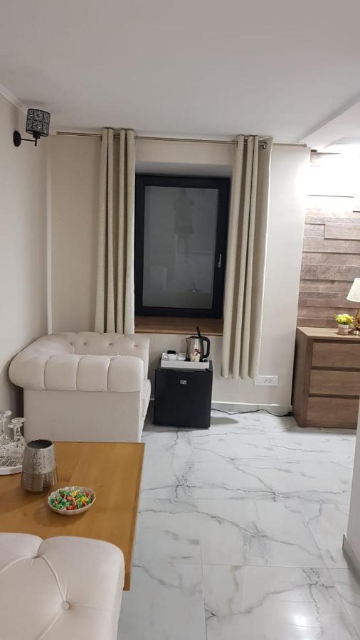 Mini Pool Rooms - Ultracentral - Piscina Cu Hidromasaj Oradea Zewnętrze zdjęcie