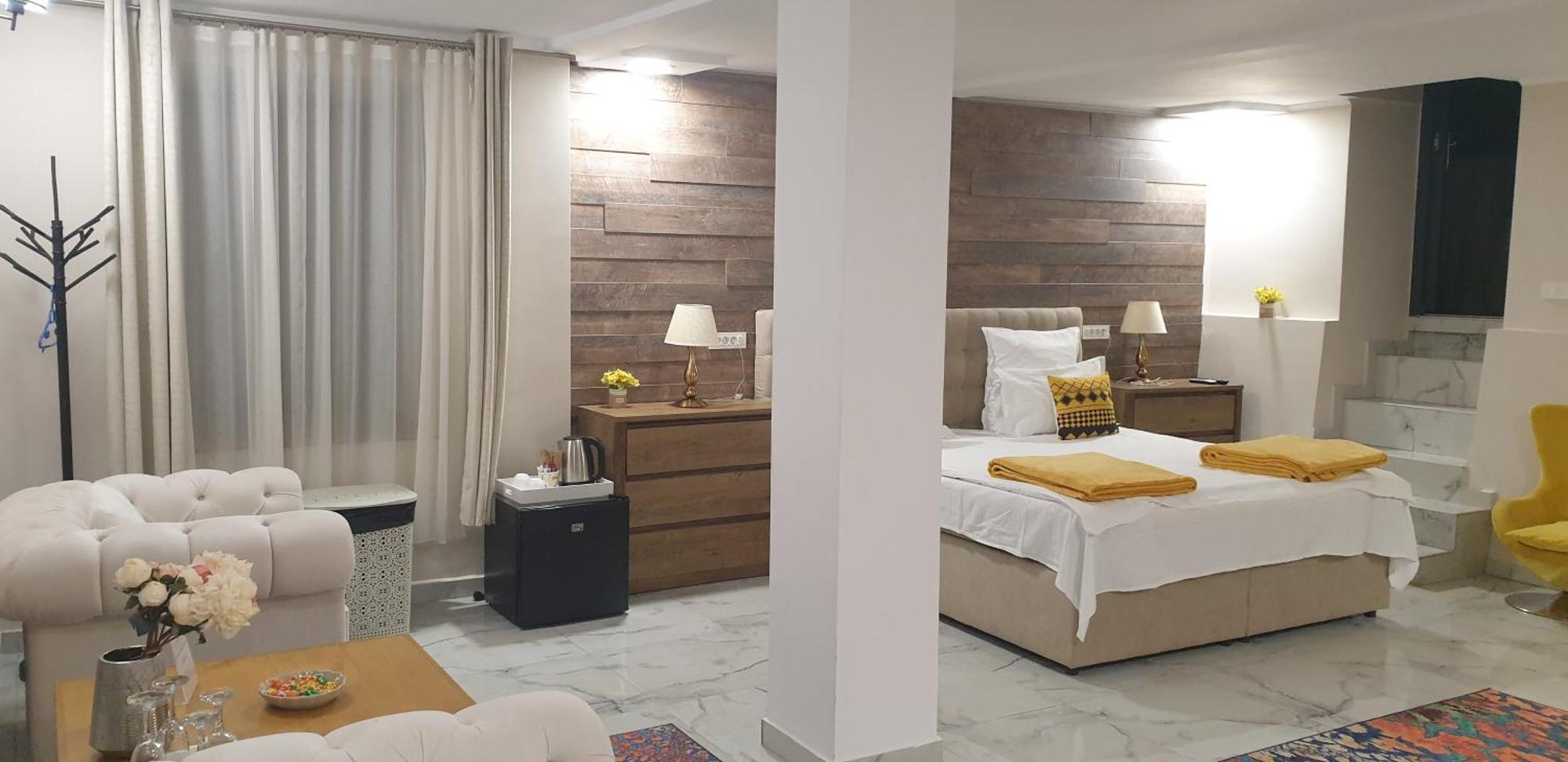Mini Pool Rooms - Ultracentral - Piscina Cu Hidromasaj Oradea Zewnętrze zdjęcie